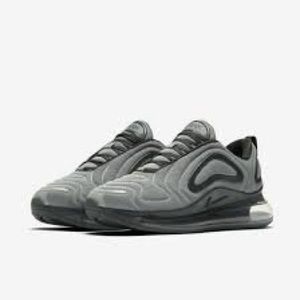Wolf grey Nike Air Max 720, size 11.5